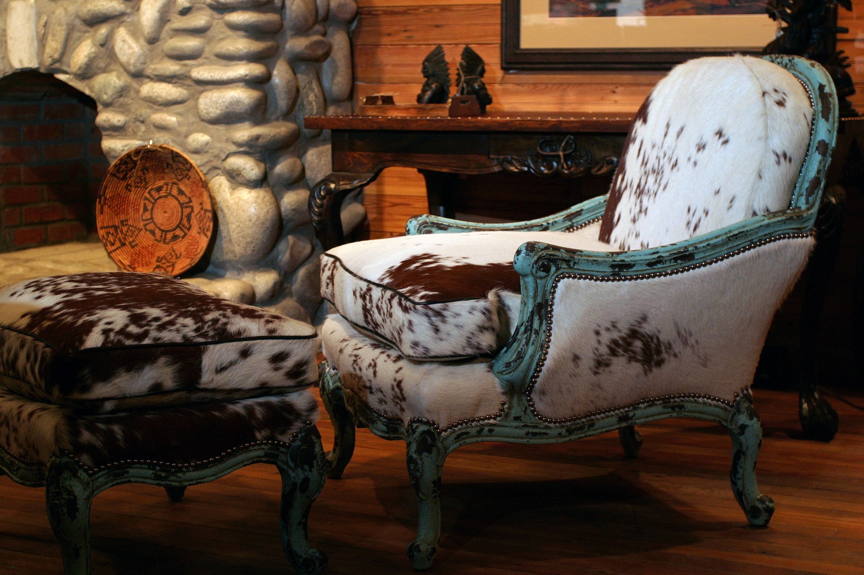 Rustic & Western Furniture Store in Dallas, TX Antèks